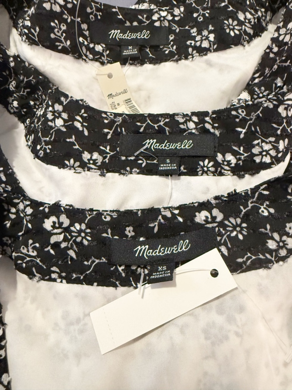 Madewell Clip-dot Branch Floral V-Neck Peplum Top Black White Dainty Monochrome - Picture 10 of 12